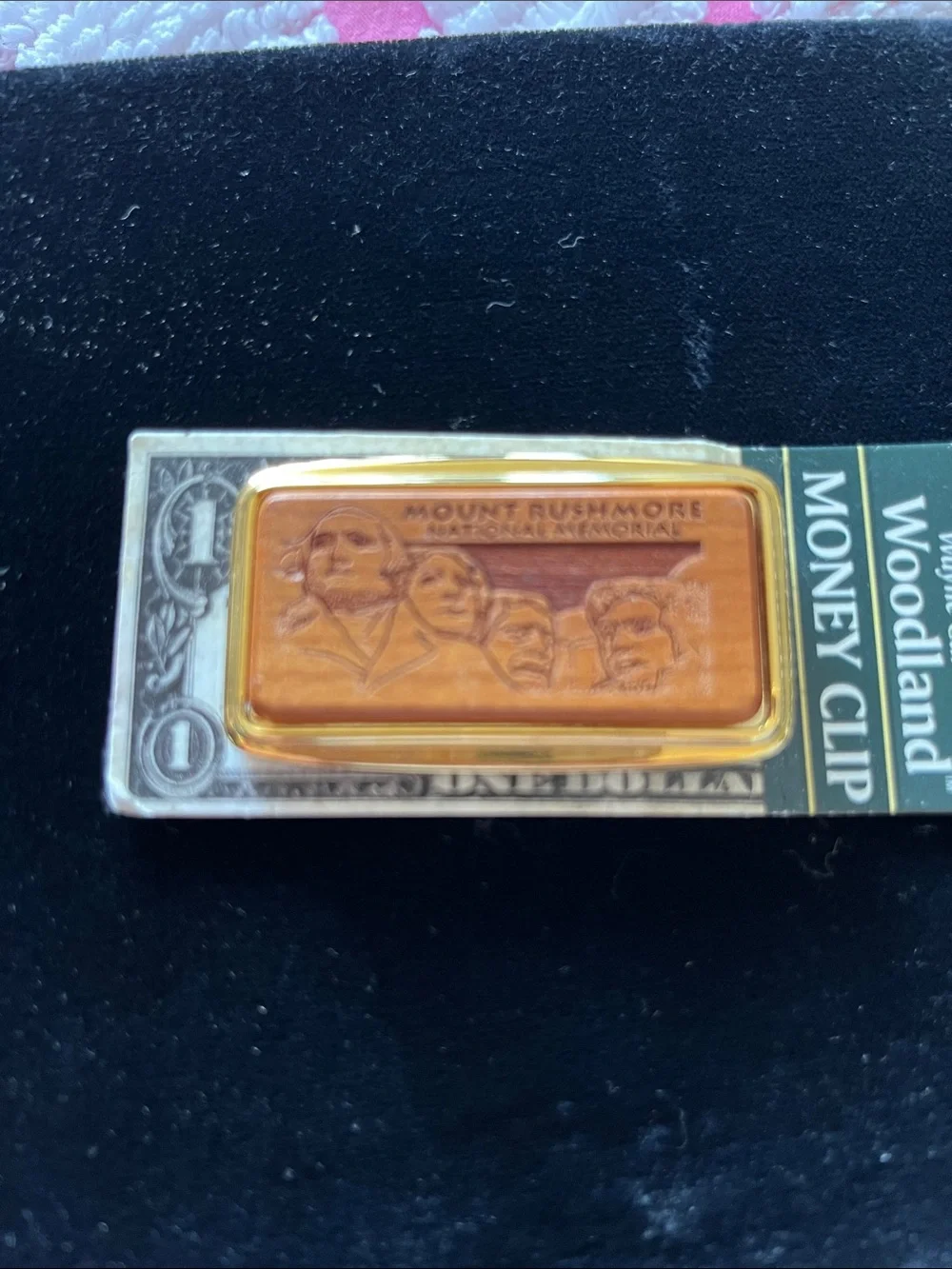 Vintage NEW Mount Rushmore Leather Money Clip - Original Packaging
